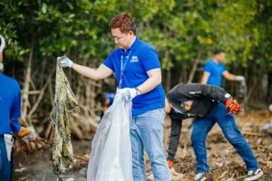 Purok Minanga get cleaned by volunteers from SM City General Santos.